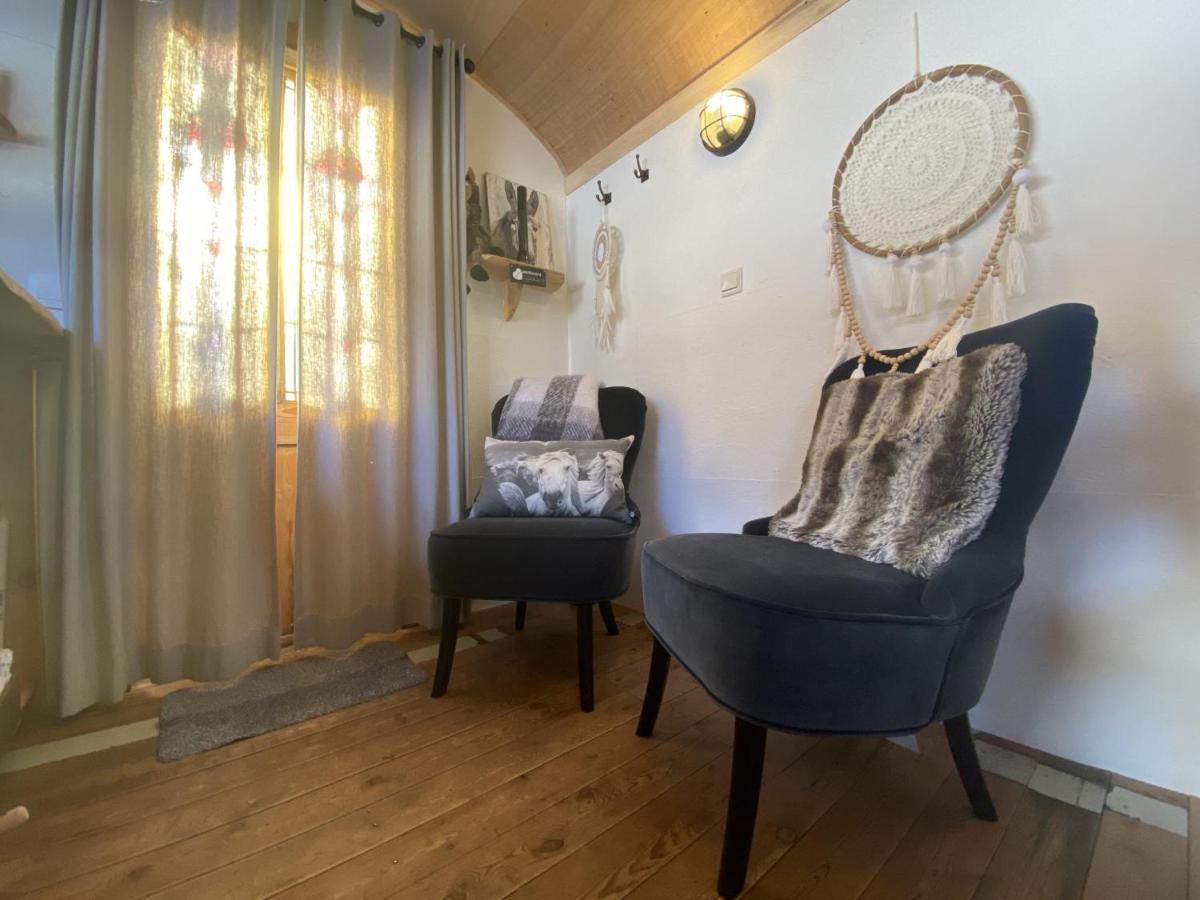Pipowagen Het Oventje Villa Зеландия Екстериор снимка
